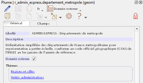 Capture d'écran montrant la barre d'outils de l'interface principale de Plume, ainsi que les premiers champs d'une fiche de métadonnées non éditable.